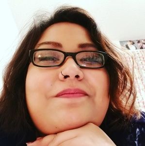 Meet your Posher, Angelica